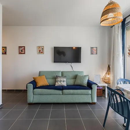 Apartamento Talea Sun & Sea Haven 1br By Pikhost Tale