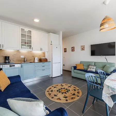 Talea Sun & Sea Haven 1br By Pikhost *